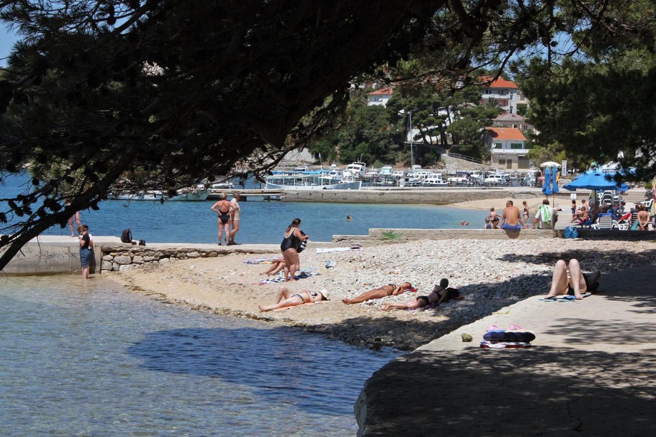 Apartments And Rooms By The Sea Palit, Rab - 5010 외부 사진