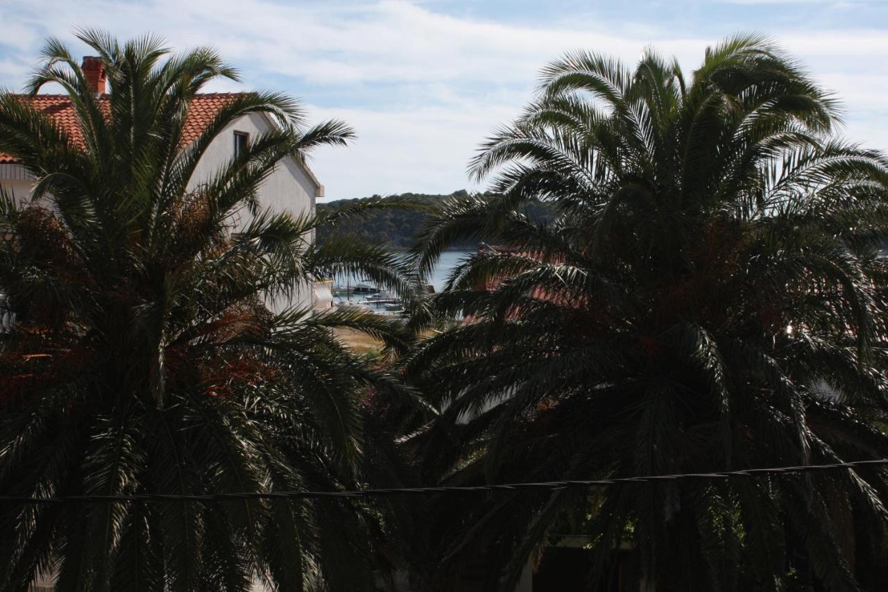 Apartments And Rooms By The Sea Palit, Rab - 5010 외부 사진